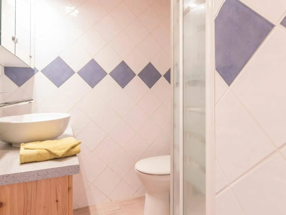 Studio Renove Avec Balcon Sud Et Parking, 4 Personnes, Montgenevre - Fr-1-330D-66